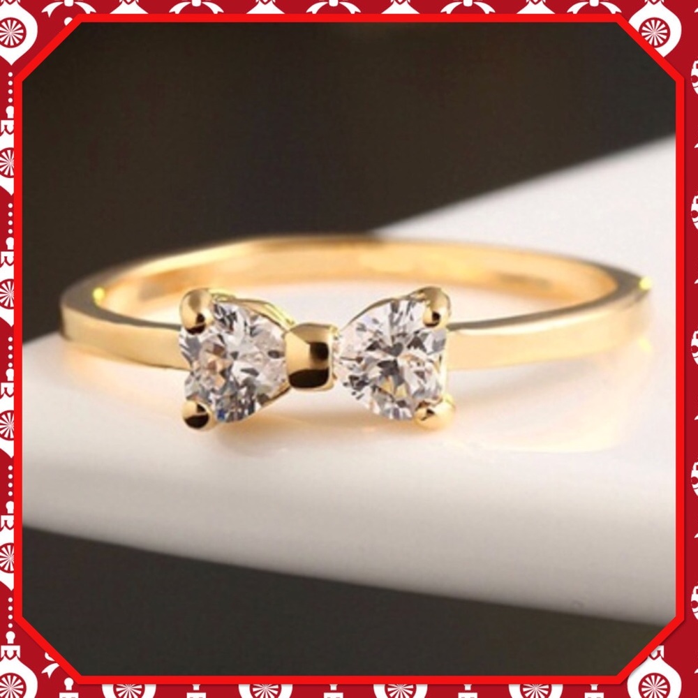 🎉NEW🎉Crystal Gold Bow Ring💍